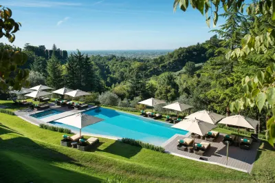 Hotel Villa Cipriani Hotels near Cimitero di Asolo