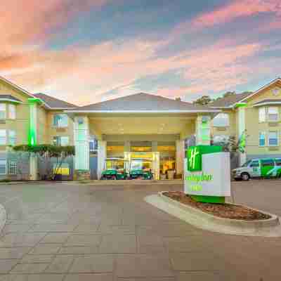 Holiday Inn & Suites Peachtree City Hotel Exterior