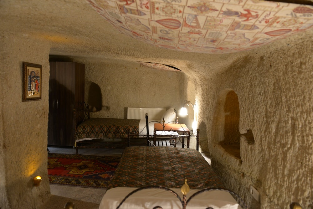 Caravanserai Cave Hotel