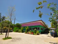 Phuket Airport Sonwa Resort فنادق في 