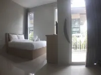 Plychan Hotel