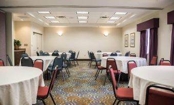 SureStay Plus by Best Western Orlando Lake Buena Vista