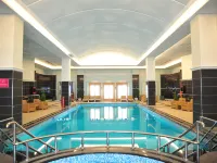 فندق كراون بلازا الخبر Hotels near قاعة السيف