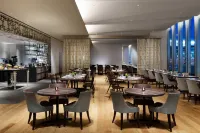 Courtyard by Marriott Shin-Osaka Station Hotels in Osaka