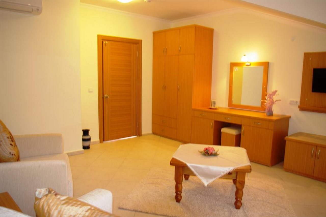 Celay Hotel