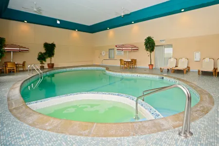 Americas Best Value Inn and Suites St. Cloud