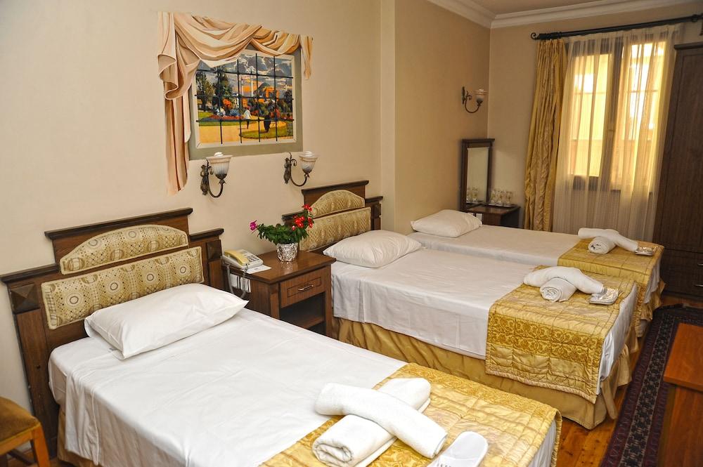 Artefes Hotel Old City & Spa