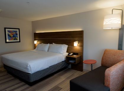 Holiday Inn Express & Suites Mckinney - Frisco East