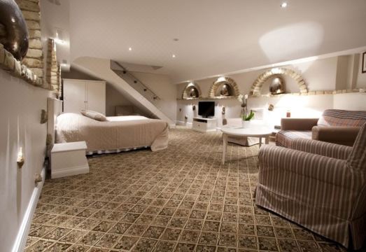 Real House - Housity