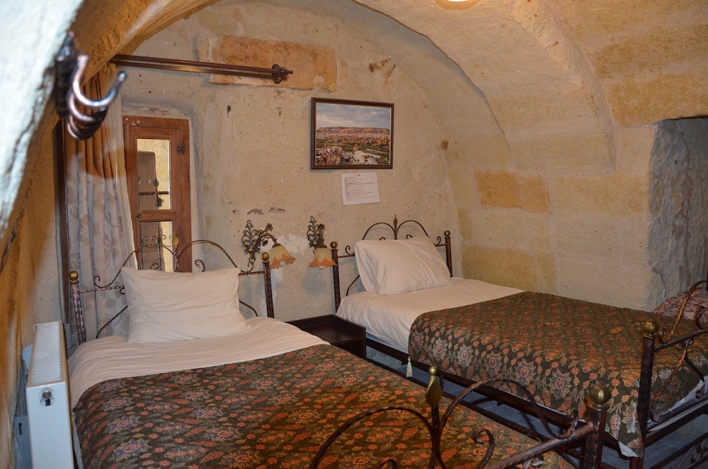 Caravanserai Cave Hotel