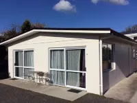 Racecourse Motel Hotels in Paeroa