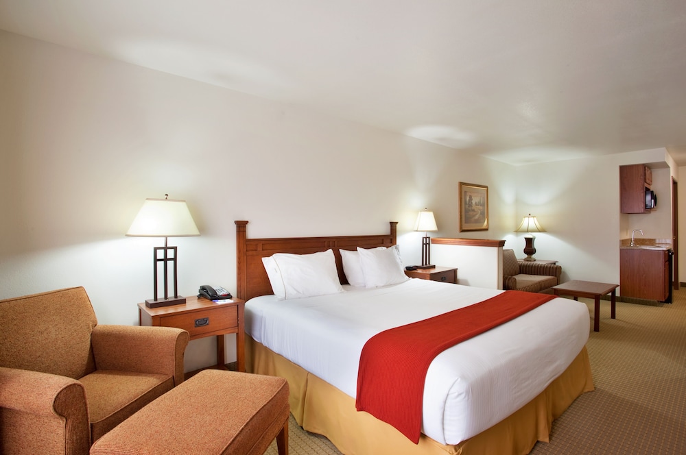 Holiday Inn Express Hotel & Suites Mattoon, an Ihg Hotel