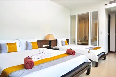 รูปภาพของบ้านกะรนบุรี รีสอร์ท