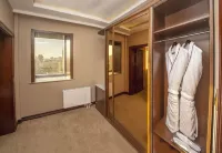 Zuchi Hotel - Nouto- ja jättöpalvelut