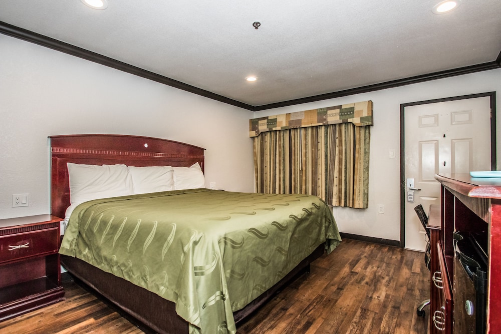 Americas Best Value Inn Fort Worth