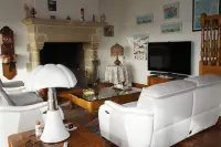 Chez Bernadou فنادق في Machecoul