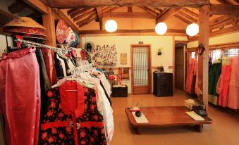 Jeonju Saekdong Jeogori Pension - Housity