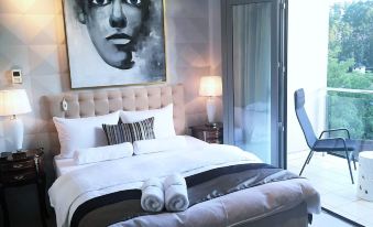 Mondrian Luxury Suites & Apartments Krakow Old Town