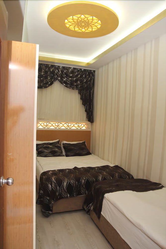 Vatan Hotel