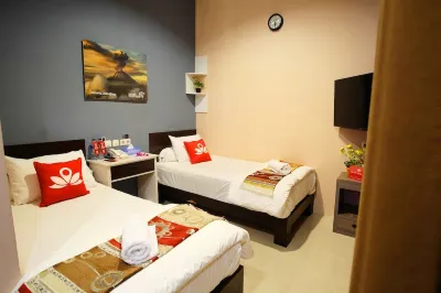 Audah Syariah Residence Mitra RedDoorz