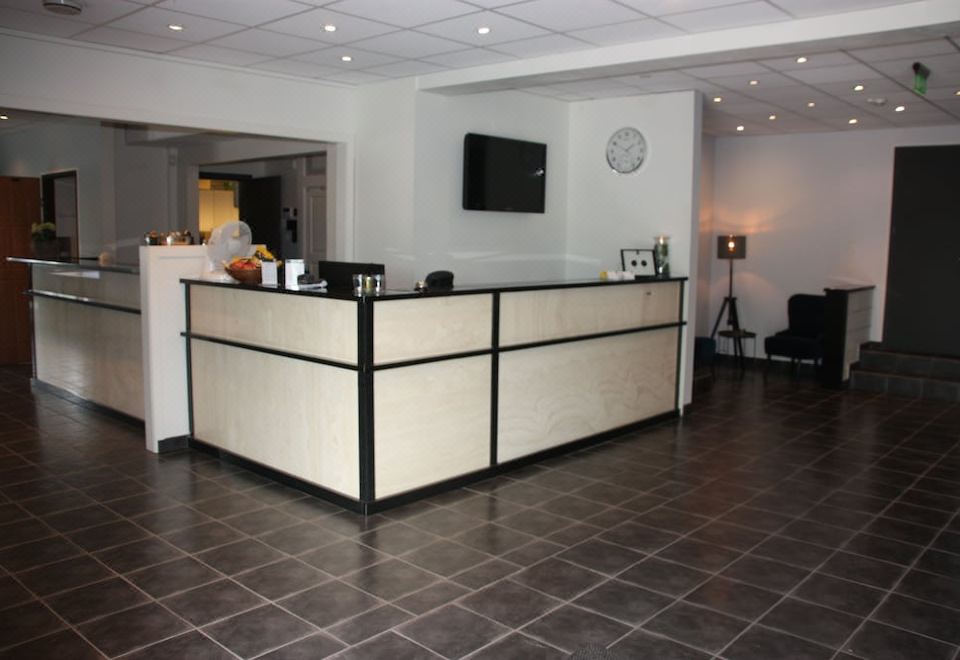Hotel Horten - Housity