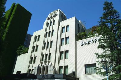 施設外観 山の上ホテルの写真