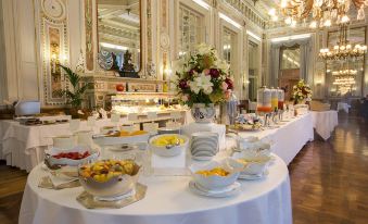 Grand Hotel Villa Serbelloni - 150 Years of Grandeur