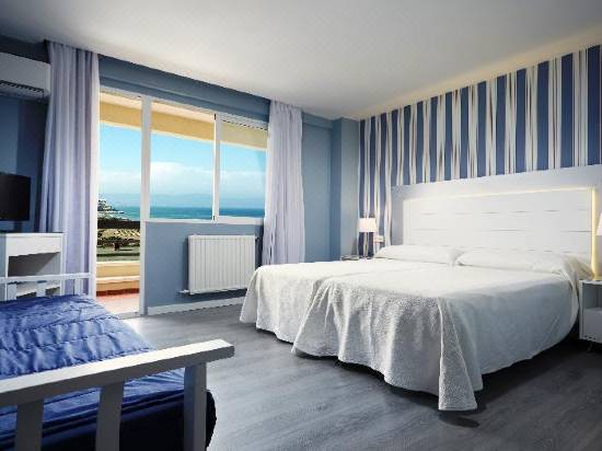 La Barracuda Room Reviews Photos Torremolinos 2021 Deals Price Trip Com