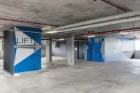 Citadines Connect Sydney Airport - parking