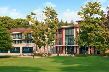 DoubleTree by Hilton Royal Parc Soestduinen Отели в г. Суст