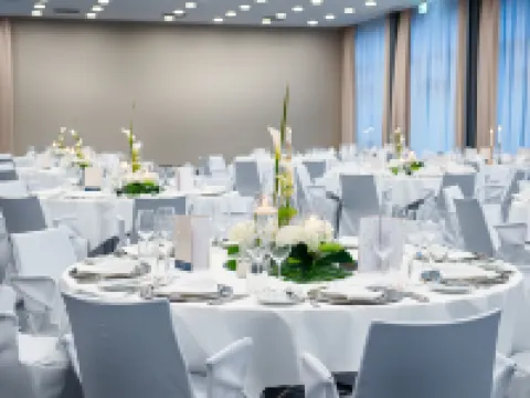 ウェルカム ホテル ネッカースウルム ネッカーズルムのホテル