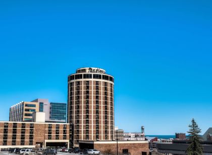 Radisson Hotel Duluth-Harborview