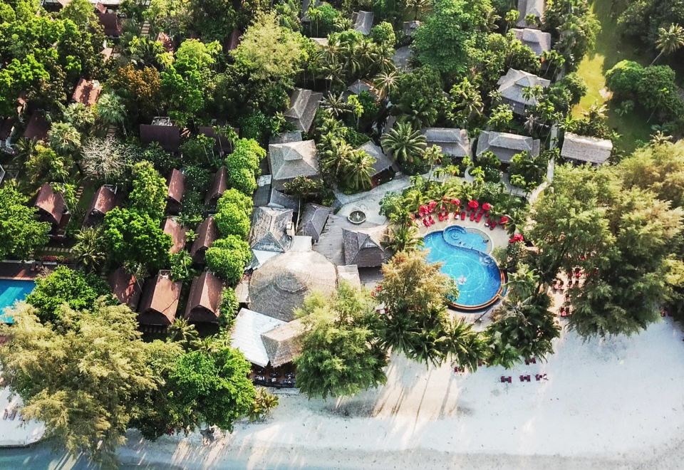 5. 센타라 코창 트..