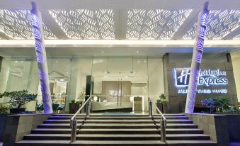 Holiday Inn Express Jakarta Wahid Hasyim, an IHG Hotel