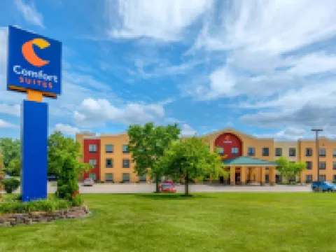 コンフォート スイーツ、ルート 66 近く エイブラハム・リンカーン大統領図書館・博物館周辺のホテル