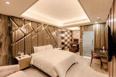 Point Motel Hotels in Pingzhen District