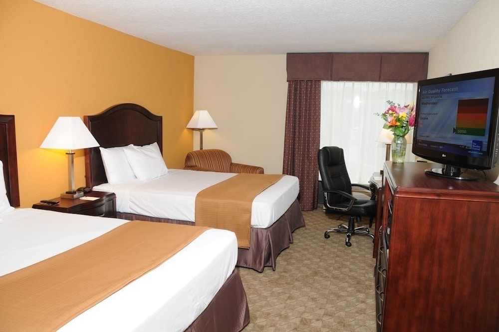 Holiday Inn Express Peachtree Corners-Norcross, an Ihg Hotel