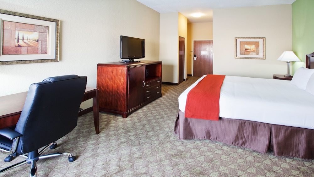 Holiday Inn Express Peachtree Corners-Norcross, an Ihg Hotel