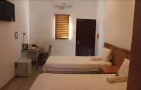 Ekamuti Town Lodge Các khách sạn ở Ondangwa