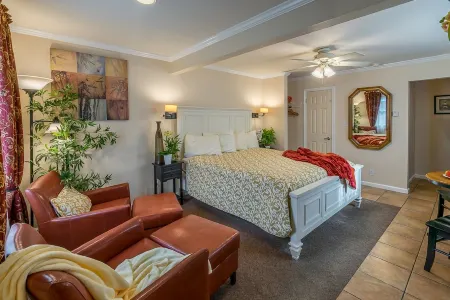 Beach House Inn