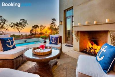 Public Areas #8080 - SeaView Sanctuary Five-Bedroom Holiday Home Photo