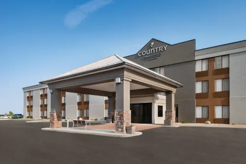 Country Inn & Suites by Radisson, Mt. Pleasant-Racine West, WI Hotels in Mount Pleasant