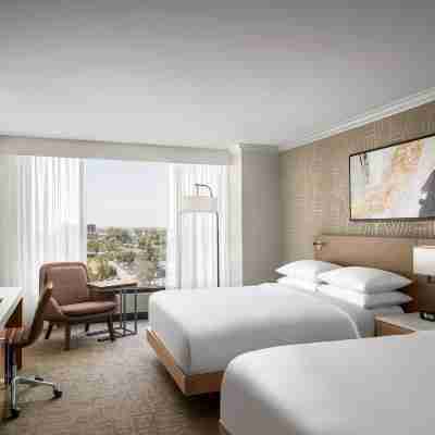 Delta Hotels Anaheim Garden Grove Rooms