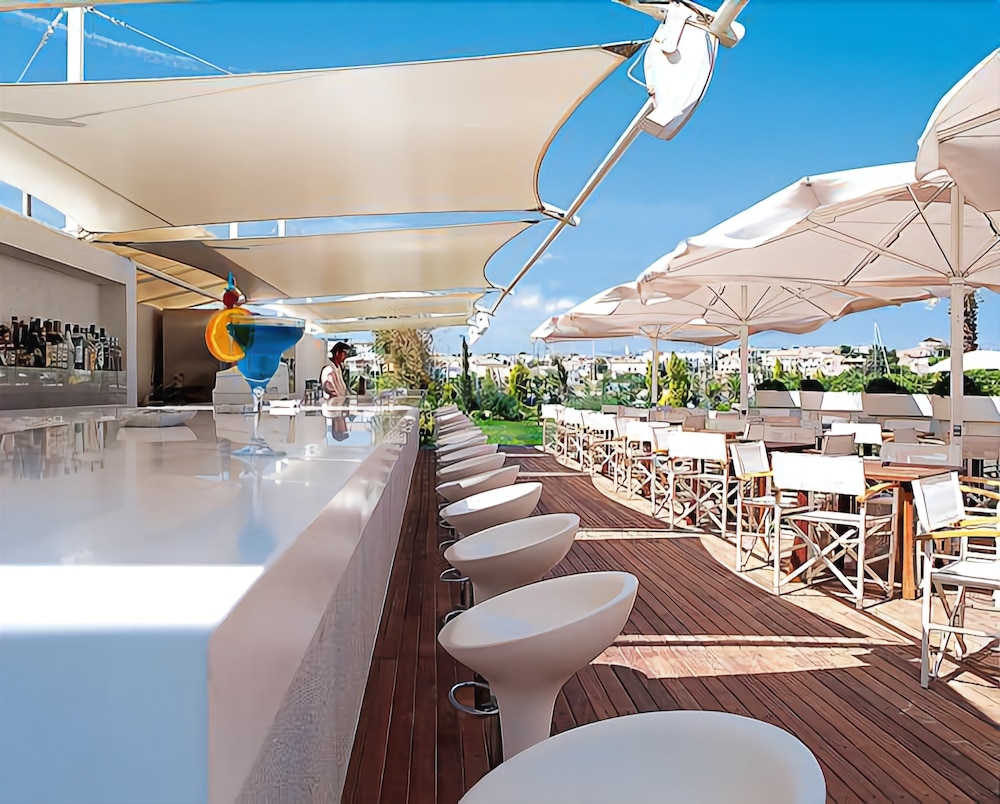 Sisus Hotel