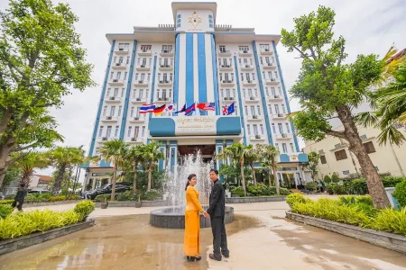 Kampong Thom Royal Hotel Отели в г. Стуенг Саен
