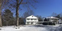 Bonne Terre Inn Hotels in Nesbit