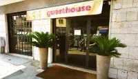 City Guest House Hotel di Tuscolano