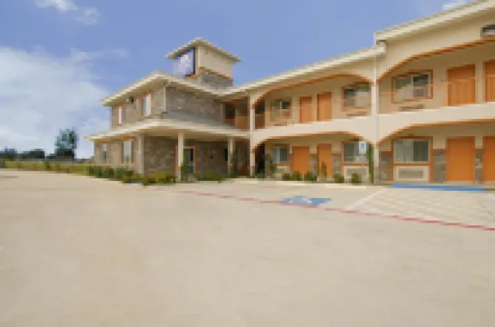 Bestway Inn Hotels in Bedford