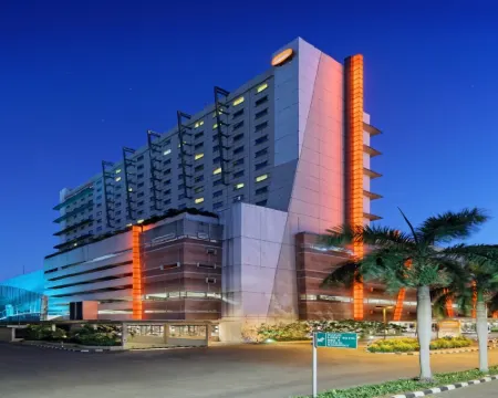 Harris Hotel and Conventions Kelapa Gading Jakarta Hotels in North Jakarta