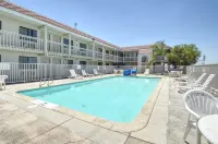 Vagabond Inn Buttonwillow North I-5